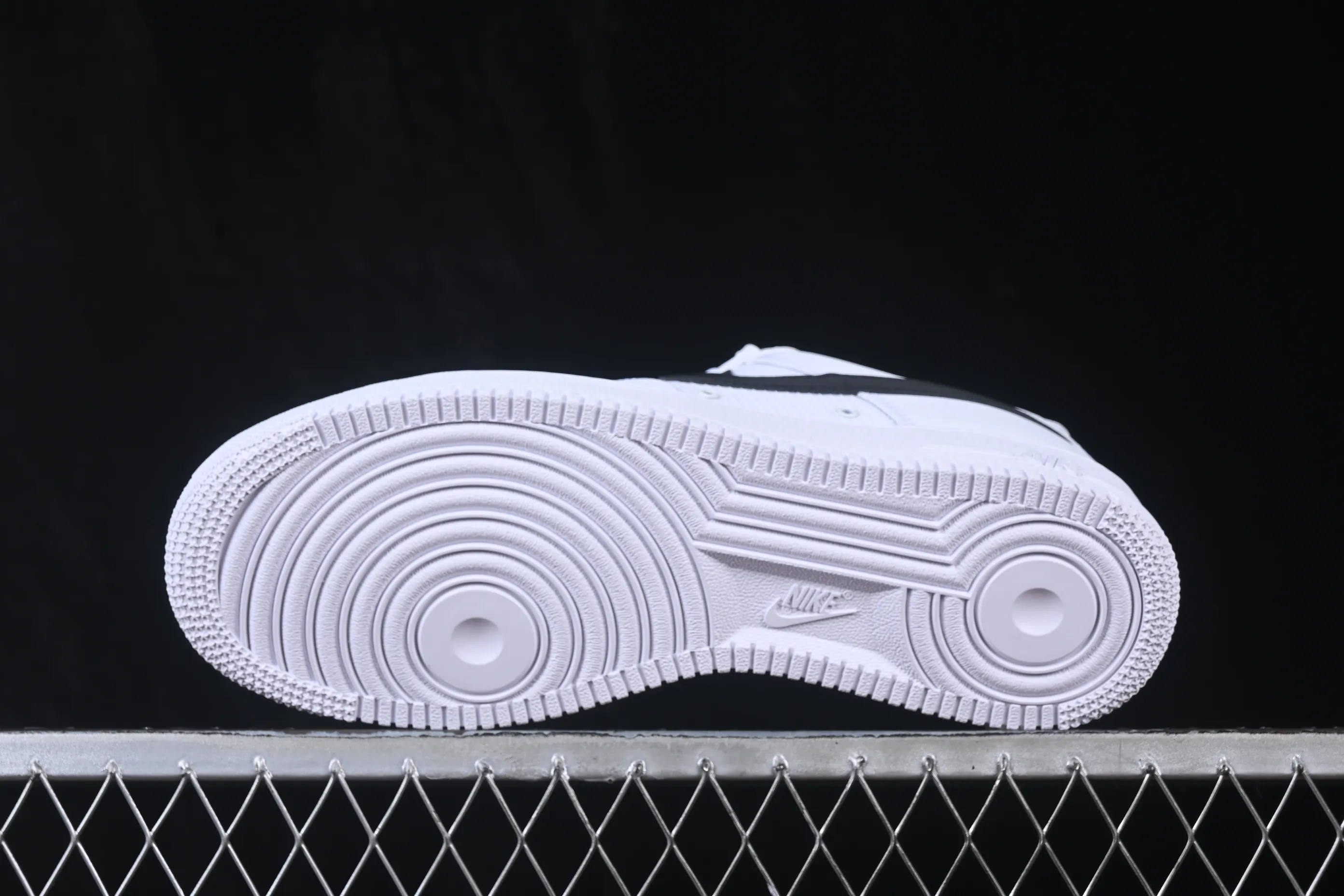 All categories Nk Air Force 1 Air Force series Nk Air Force 1 Low Air Force low-top Nike Air Force 1'07 Low Air Force 1 low-top casual sneakers IR0952-100